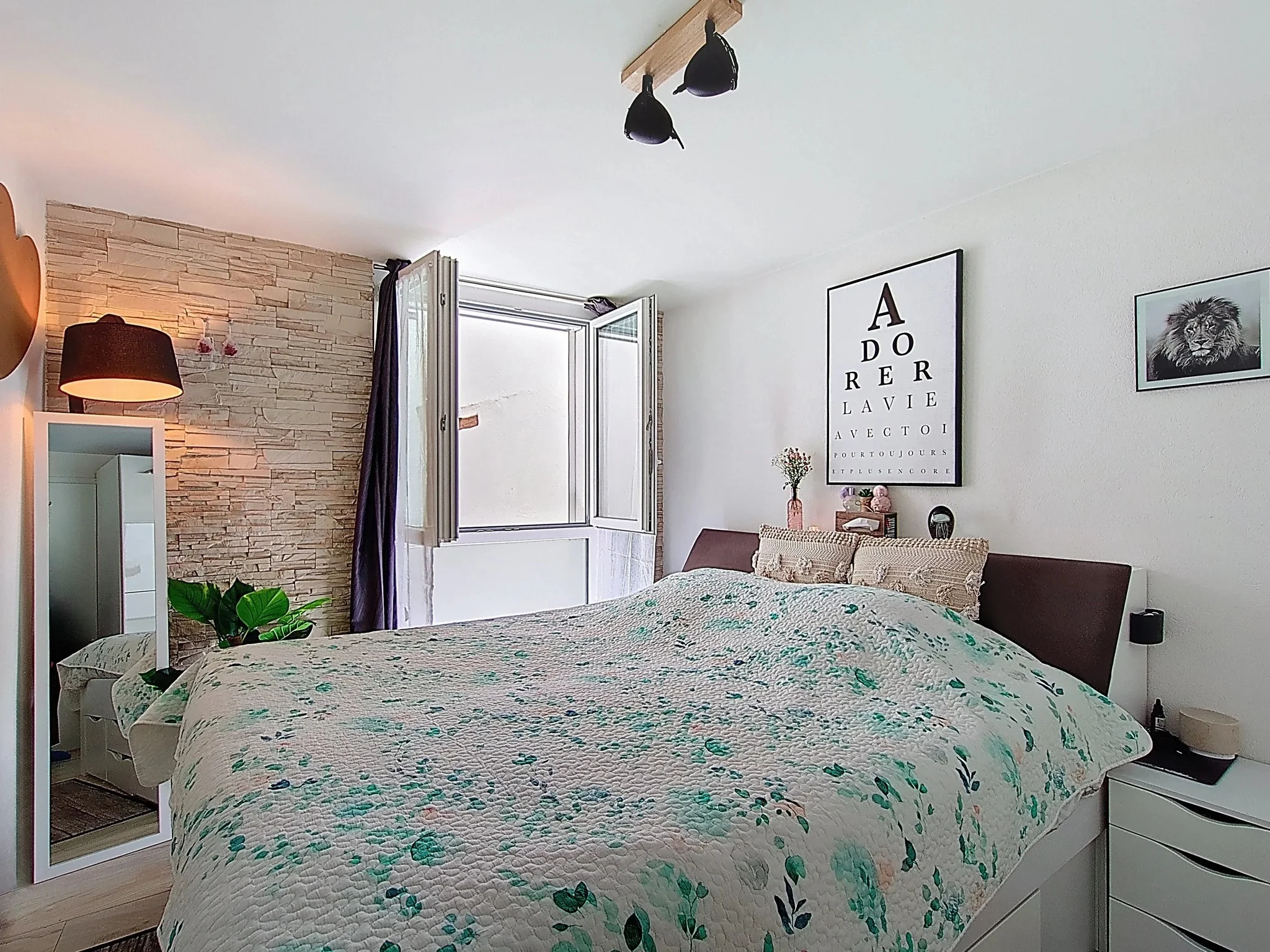 REF 25 1605-205 - chambre parentale