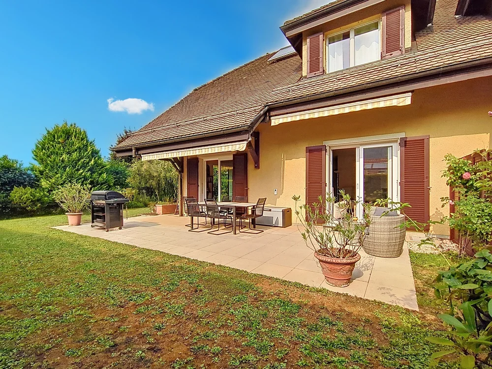 Maison Blonay - coté maison ext