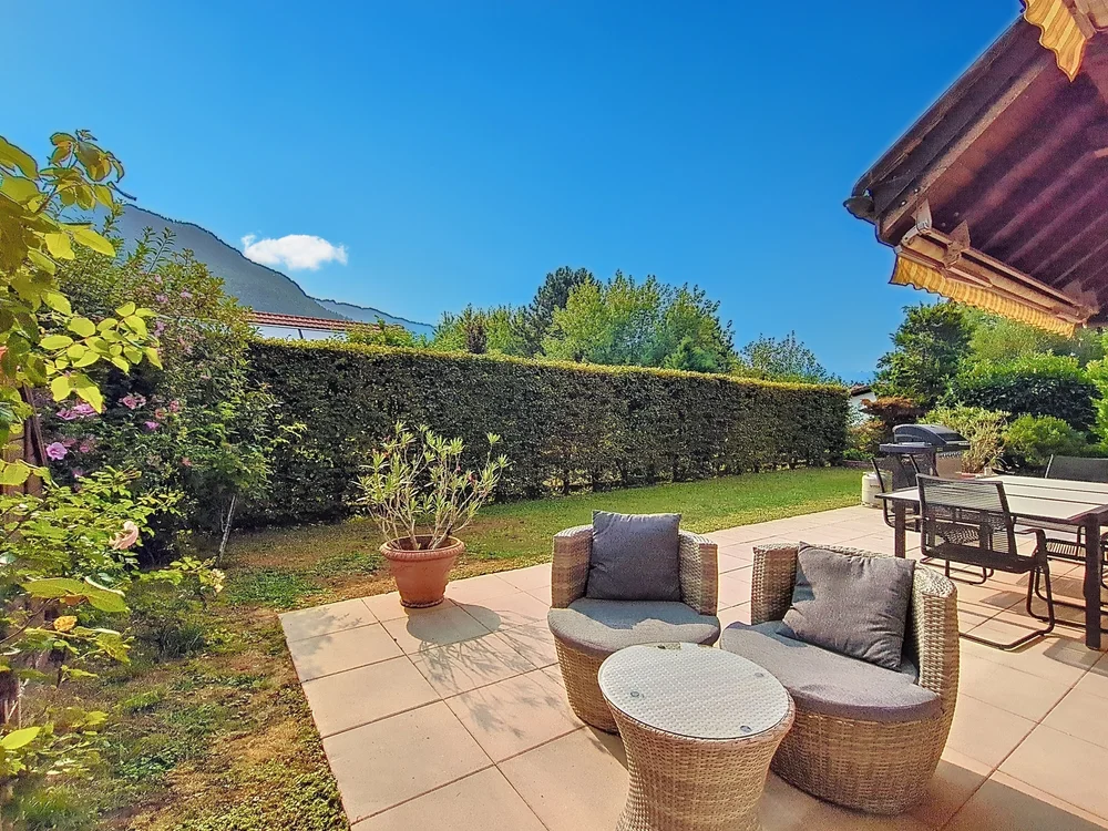 Maison Blonay - salon ext